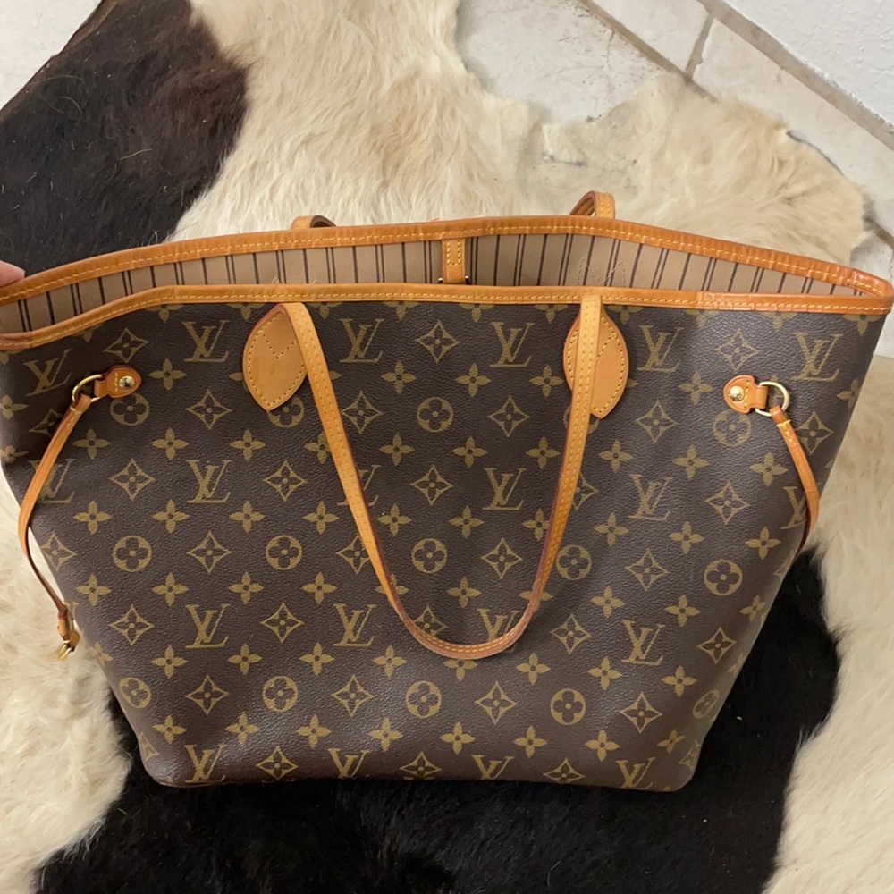 Never full PM bought and certified from Poshmark